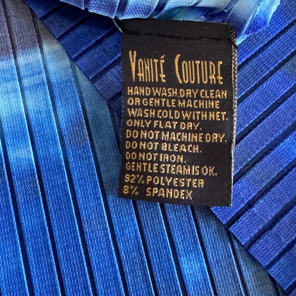 Vanite Couture Castle Dress Red Combination One Size - Picture 11 of 16